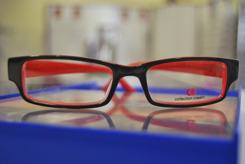 opticien-GRIMAUD-min_view-sight-lens-frame-optics-spectacles-1141012-pxhere.com